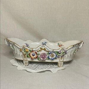 Vintage German Hand Painted‎ Porcelain Centerpiece von Scherholtz